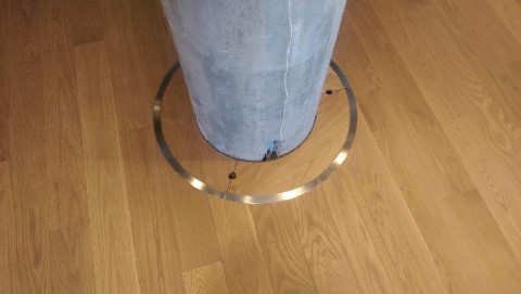 Rund ellåda med rostfria lock och ekfyllning